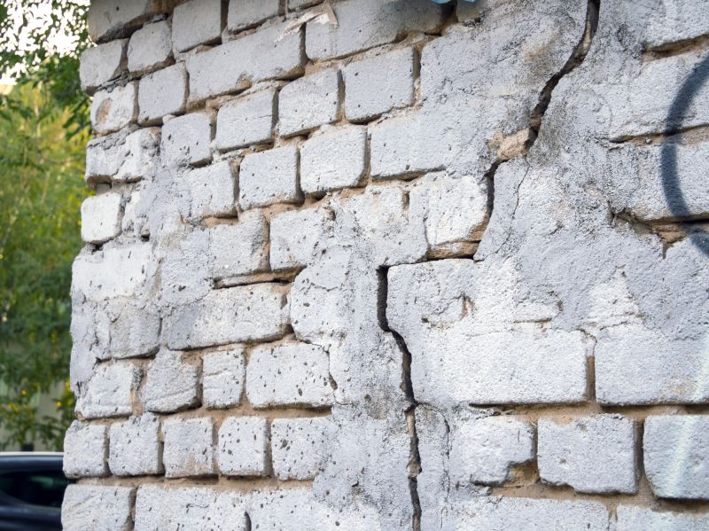 Signs Your Masonry Wall Needs Professional Repair